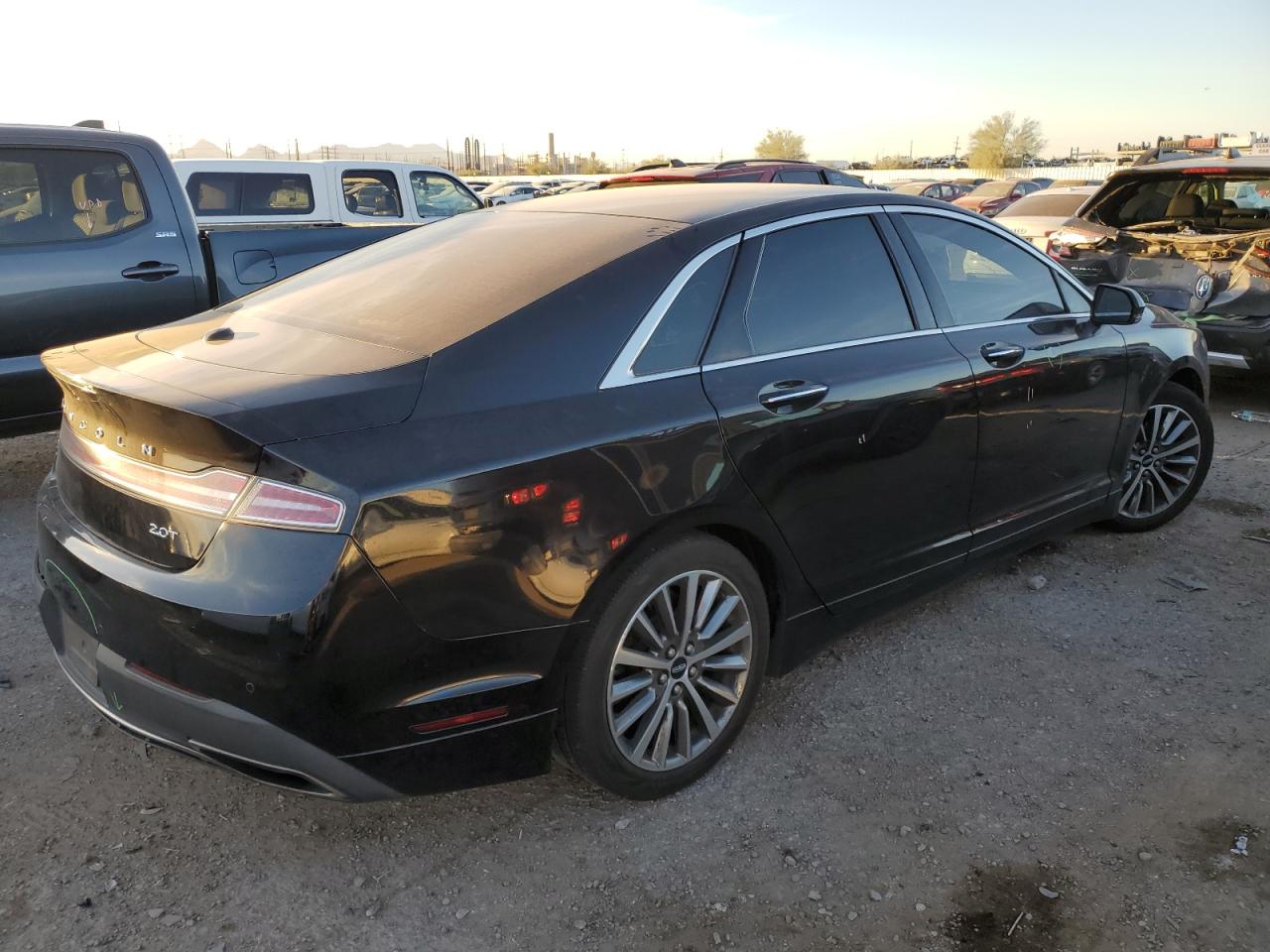 VIN 3LN6L5A94LR611371 2020 LINCOLN MKZ no.3