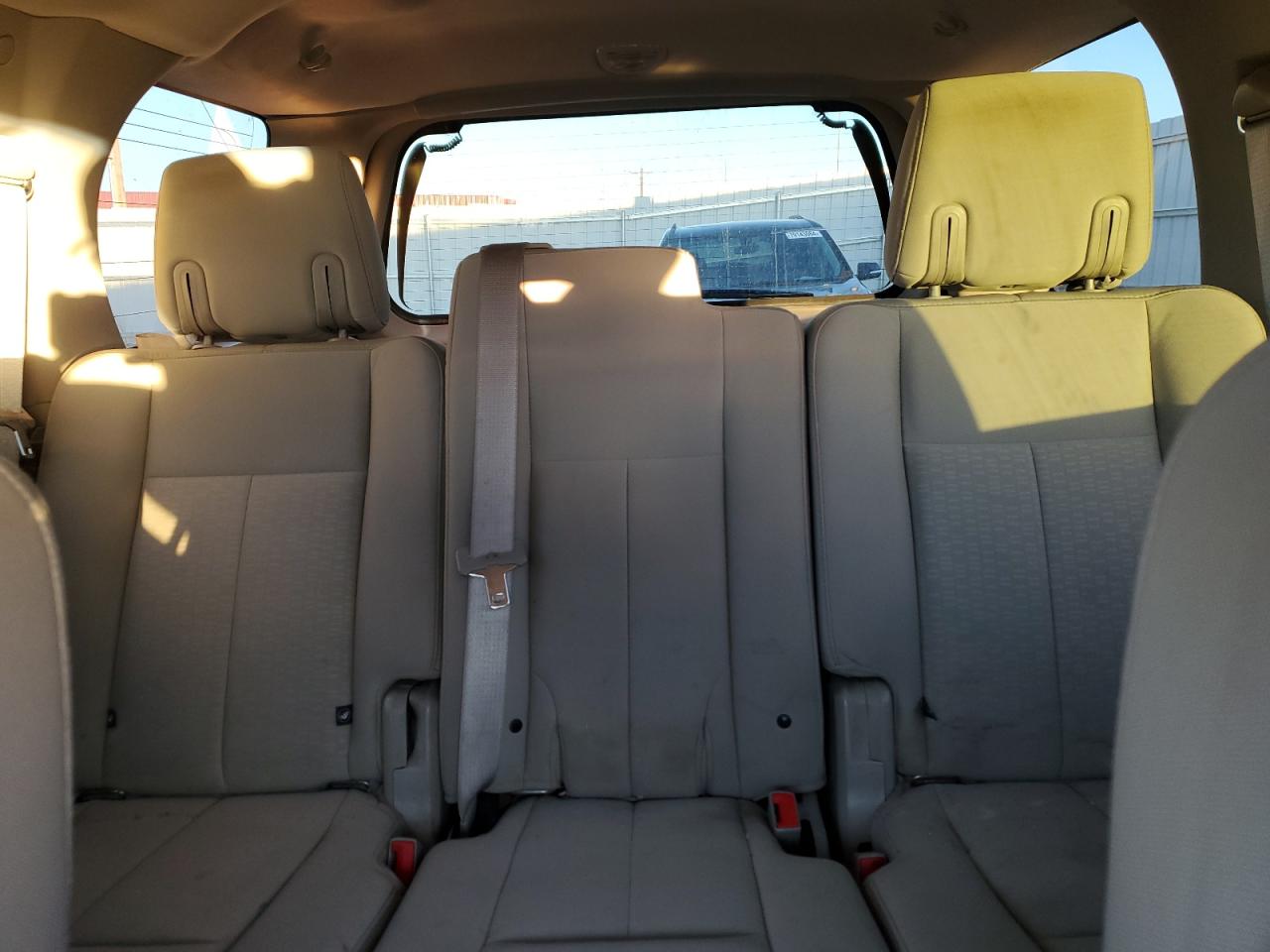 2011 Ford Expedition - Image 10