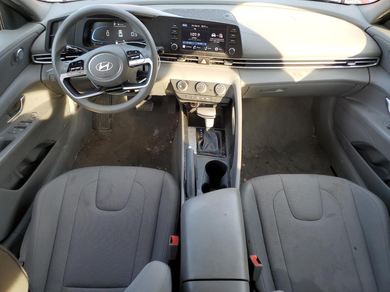 2024 Hyundai Elantra - Image 8