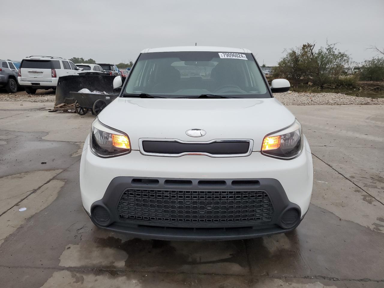 VIN KNDJN2A20E7018109 2014 KIA SOUL no.5