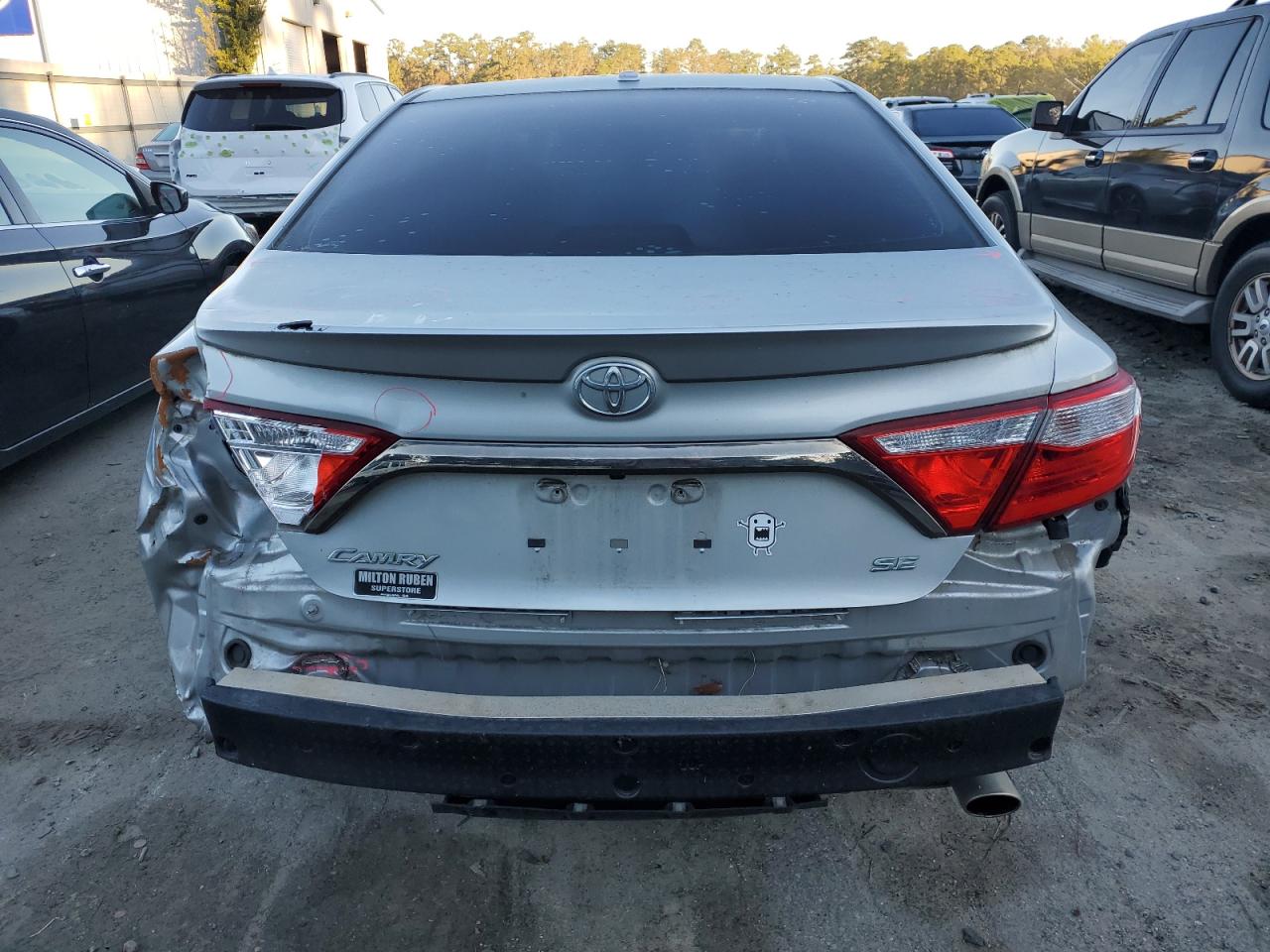 VIN 4T1BF1FK8FU087472 2015 TOYOTA CAMRY no.6