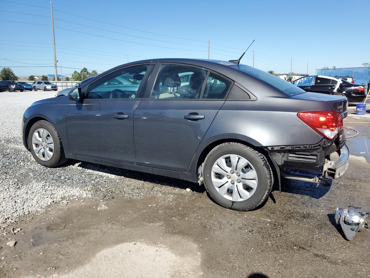2013 Chevrolet Cruze - Image 2