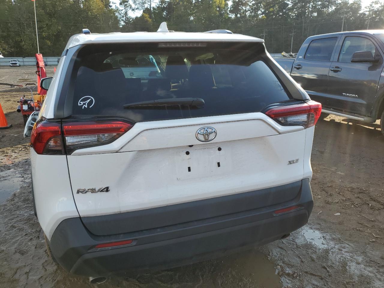 2020 Toyota RAV 4 - Image 6