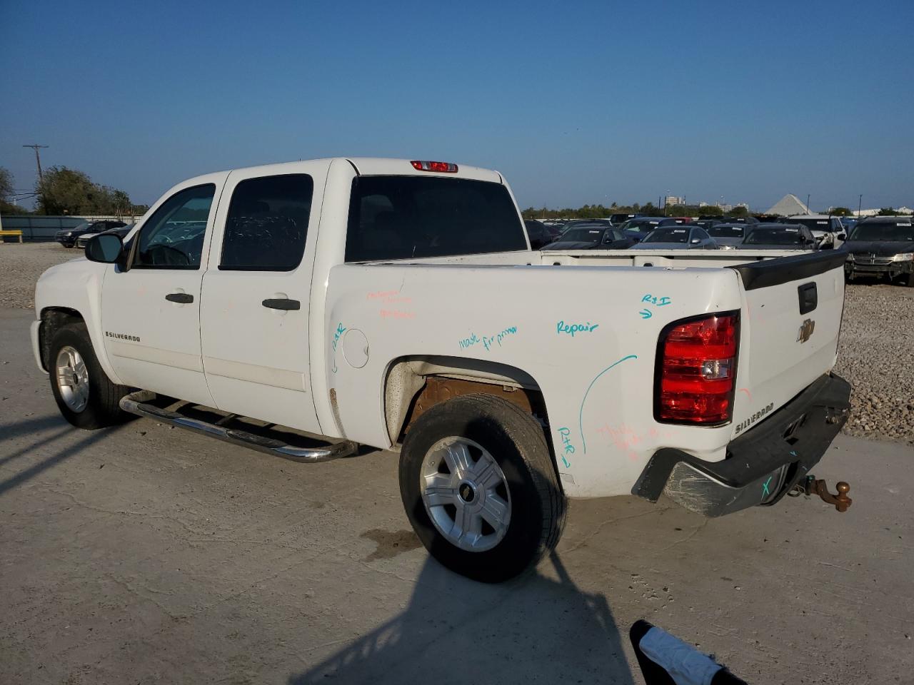 2008 Chevrolet Silverado - Image 2