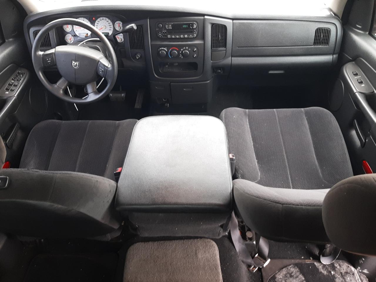 2004 Dodge RAM - Image 8