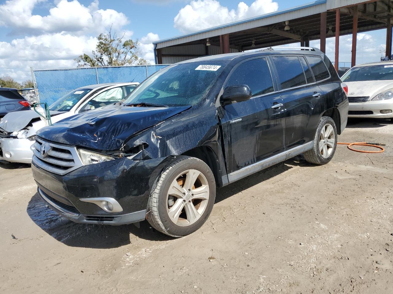 2013 TOYOTA HIGHLANDER