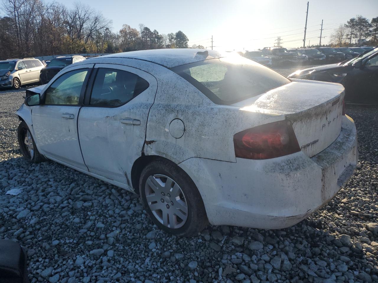 2013 Dodge Avenger - Image 2