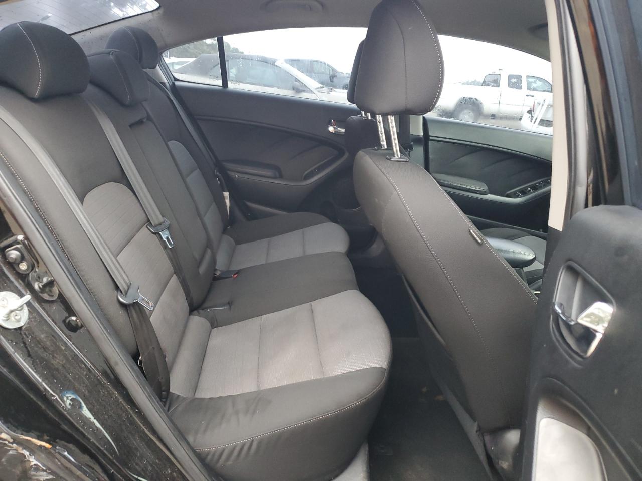2014 Kia Forte - Image 10
