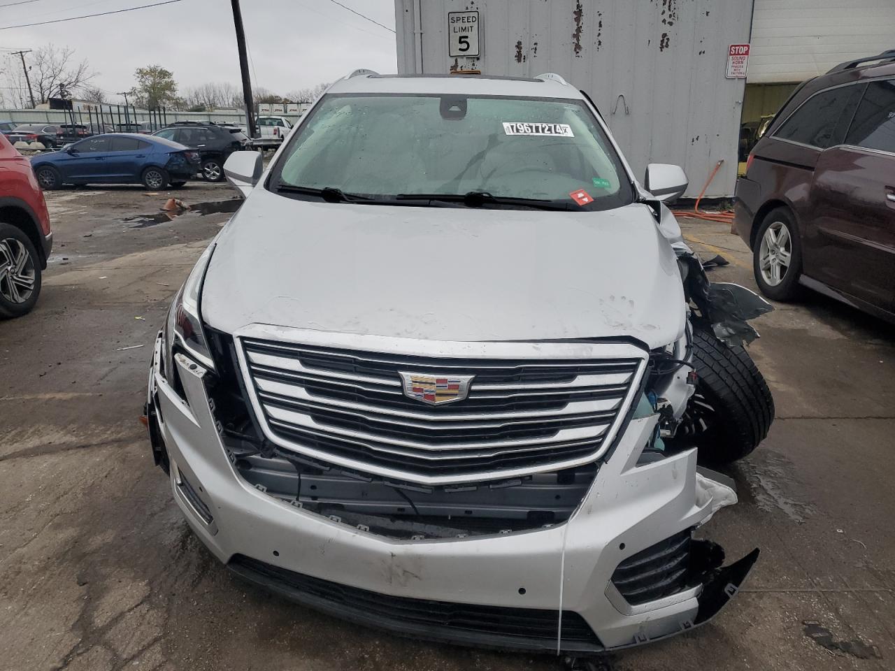 VIN 1GYKNERS4JZ154116 2018 CADILLAC XT5 no.5