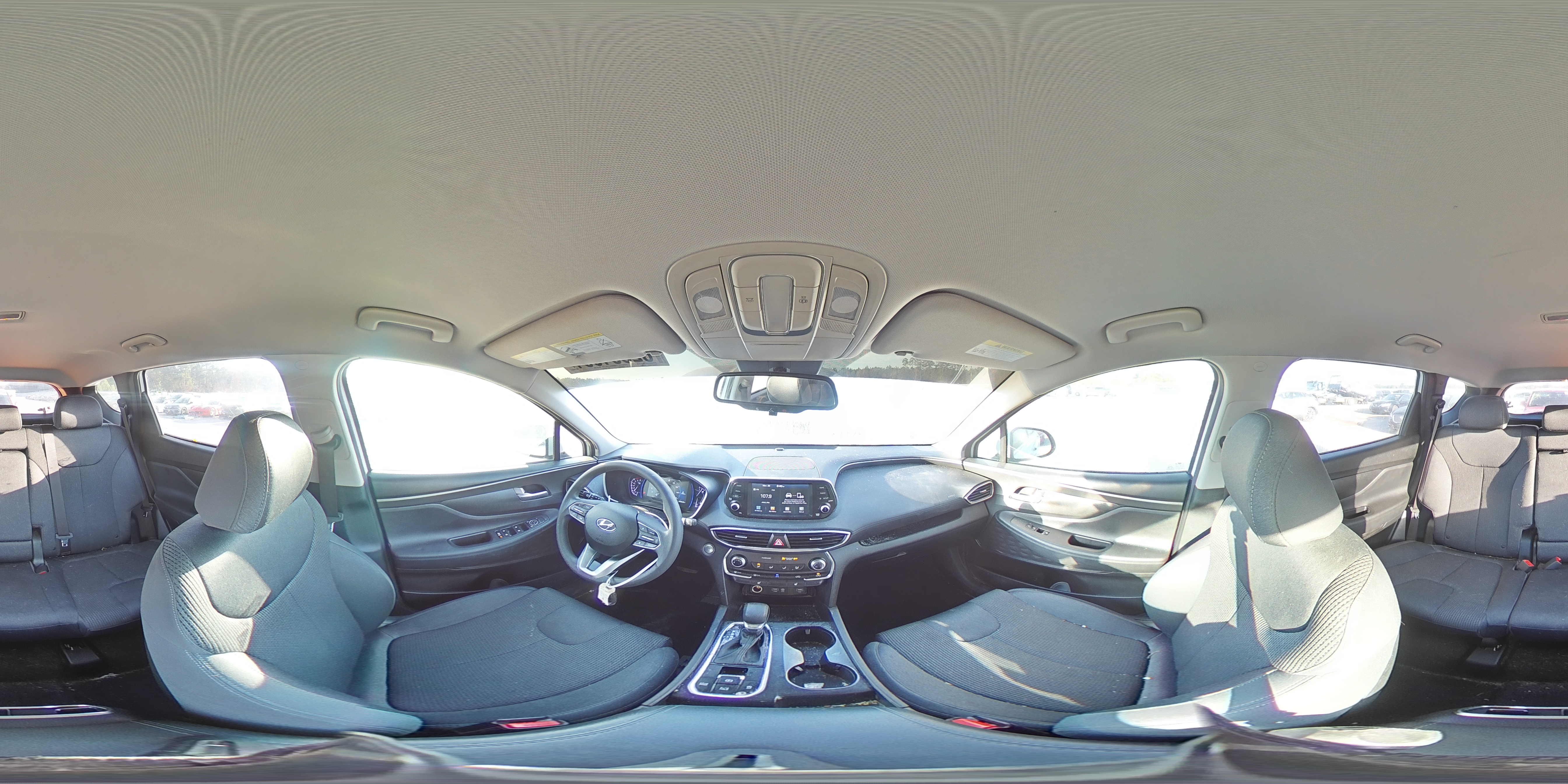 2019 Hyundai Santa Fe - Image 14