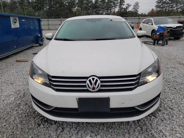  VOLKSWAGEN PASSAT 2014 Biały