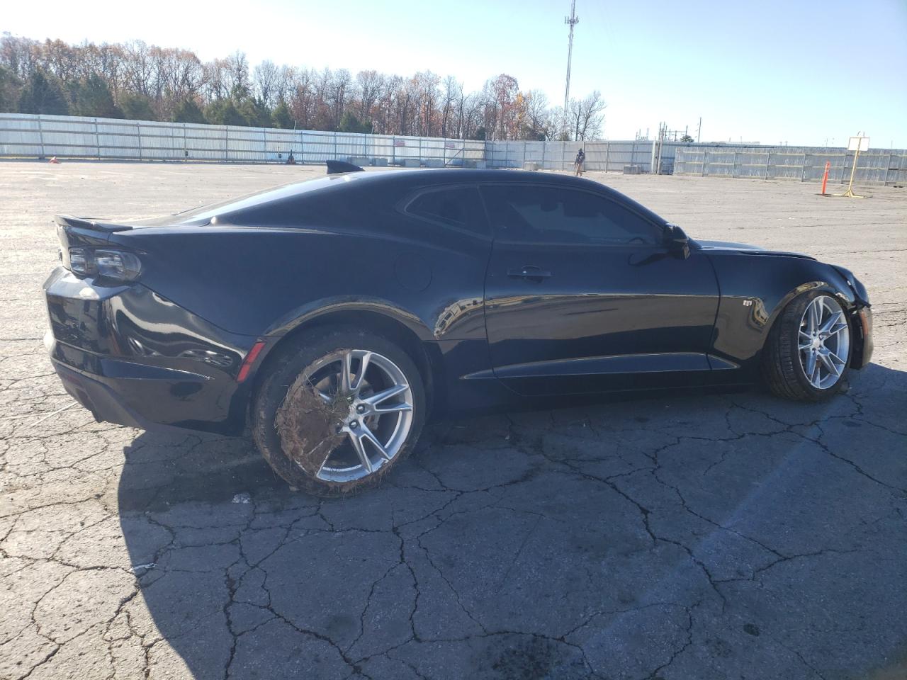 2020 Chevrolet Camaro - Image 3