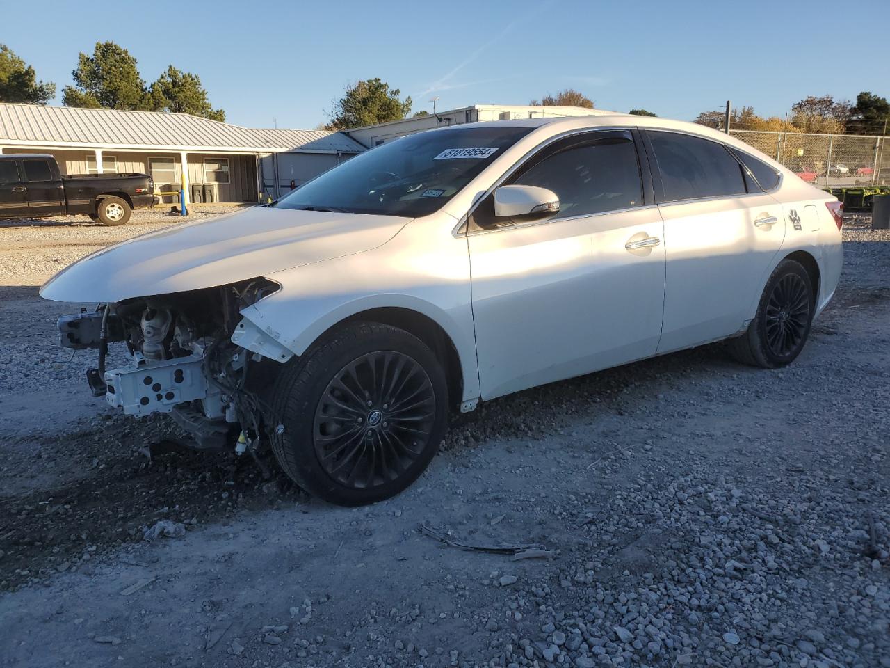 VIN 4T1BK1EB8JU287662 2018 TOYOTA AVALON no.1