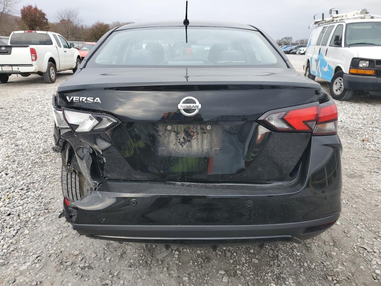 2021 Nissan Versa - Image 6
