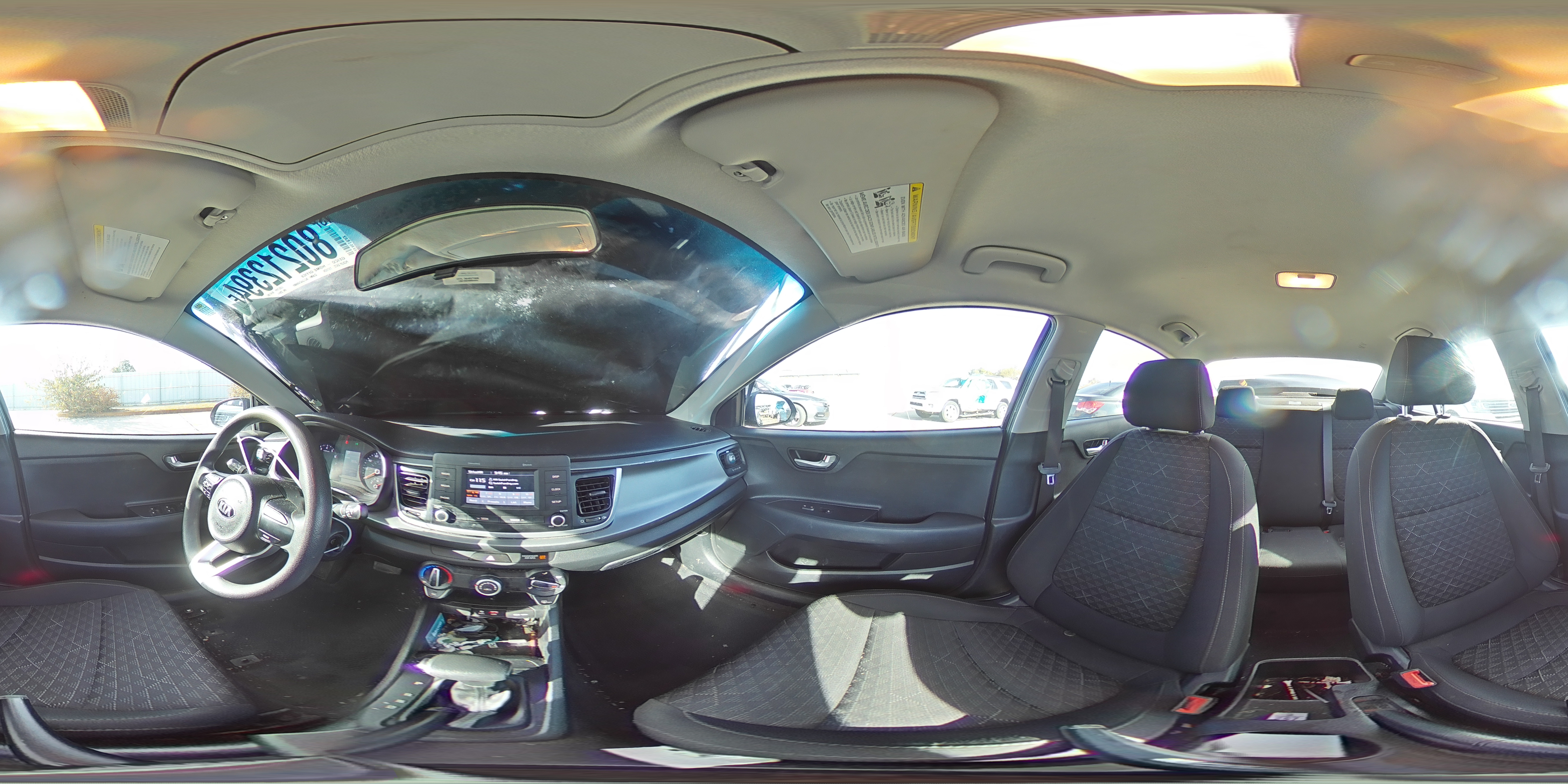 2019 Kia Rio - Image 13