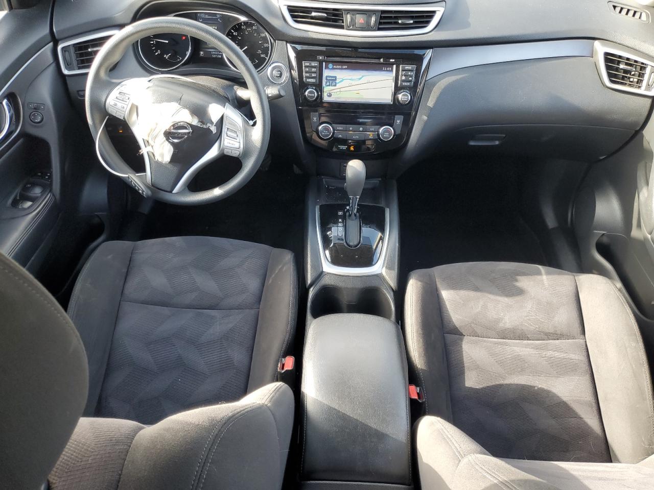 2015 Nissan Rogue - Image 8