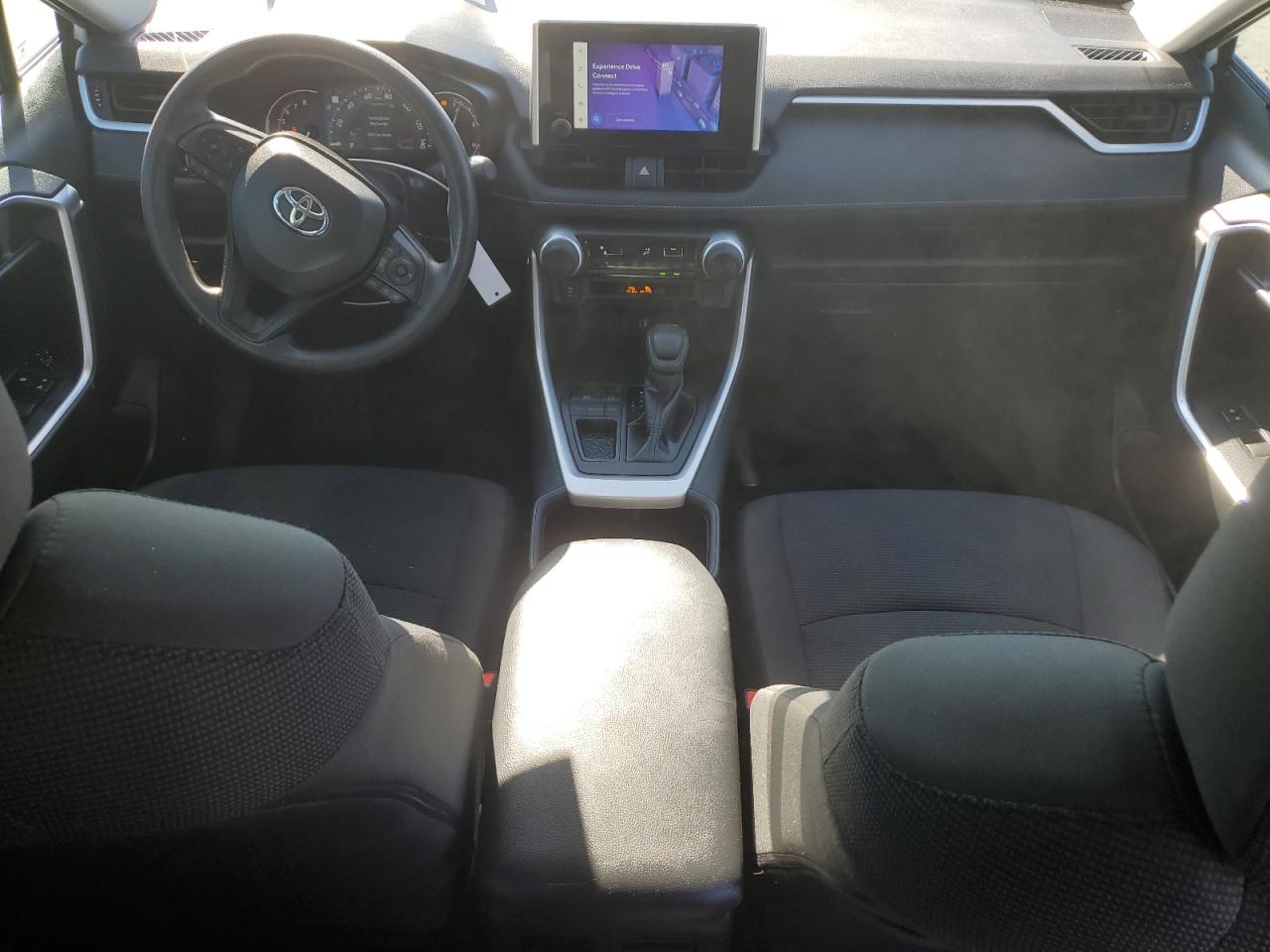 2023 Toyota RAV 4 - Image 8