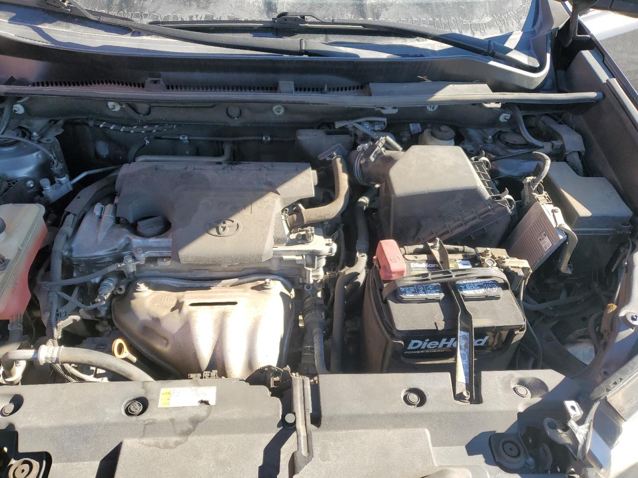 2017 Toyota RAV 4 - Image 11