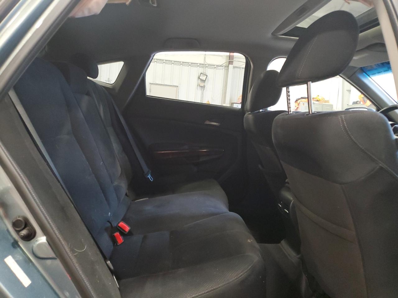 2010 Honda Accord - Image 10