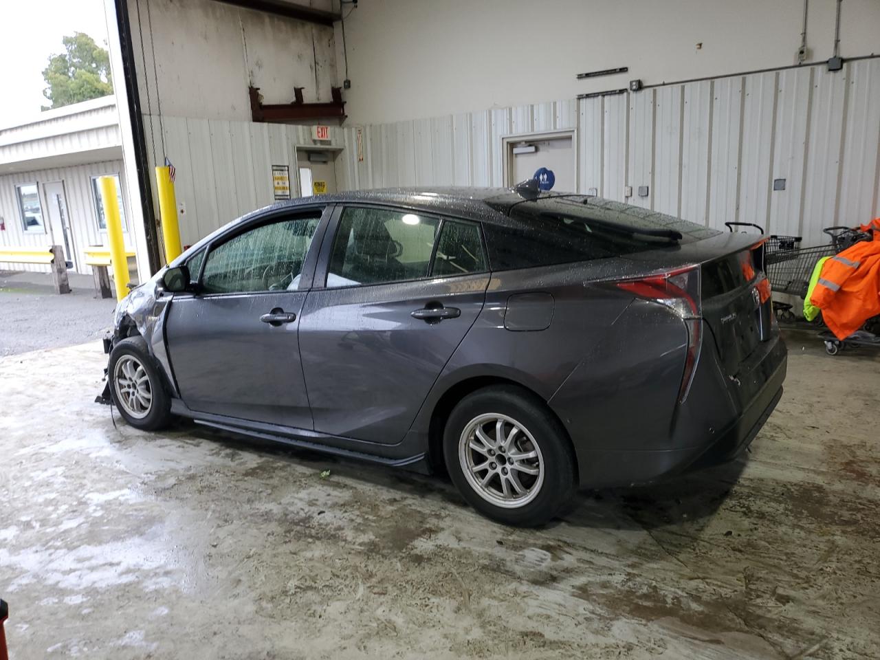 VIN JTDKBRFU2H3048093 2017 TOYOTA PRIUS no.2