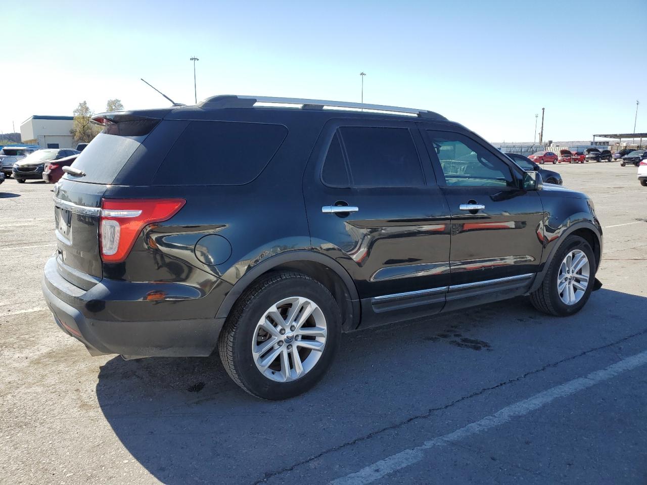 2011 Ford Explorer - Image 3