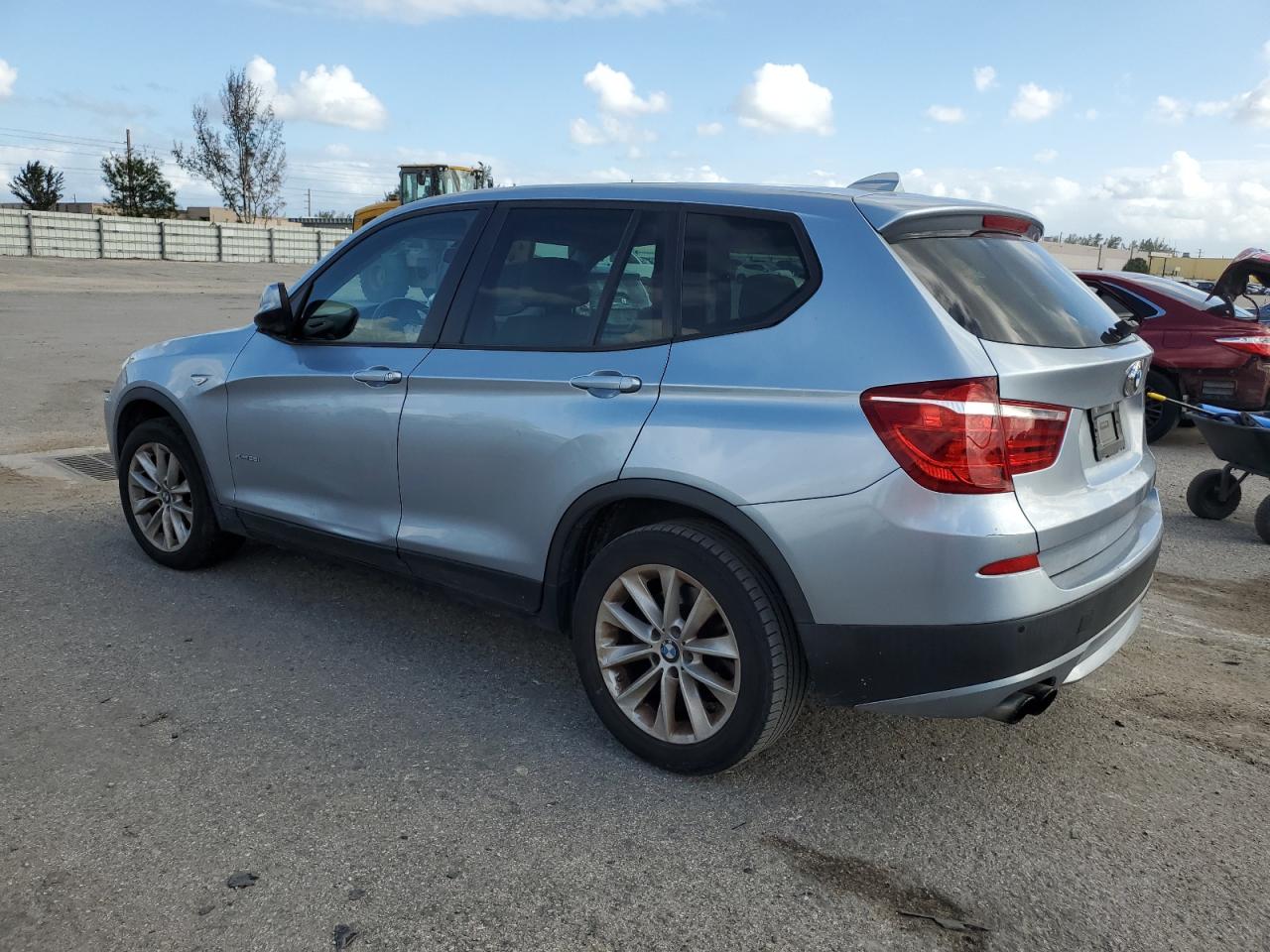 VIN 5UXWX9C56D0A27311 2013 BMW X3 no.2