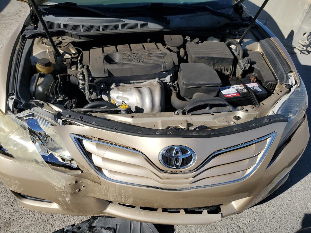 2011 Toyota Camry - Image 11