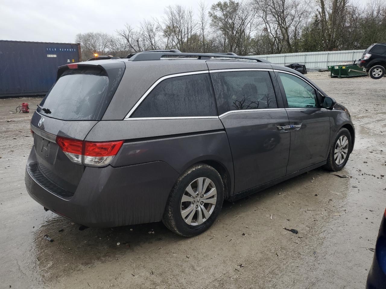 2016 Honda Odyssey - Image 3