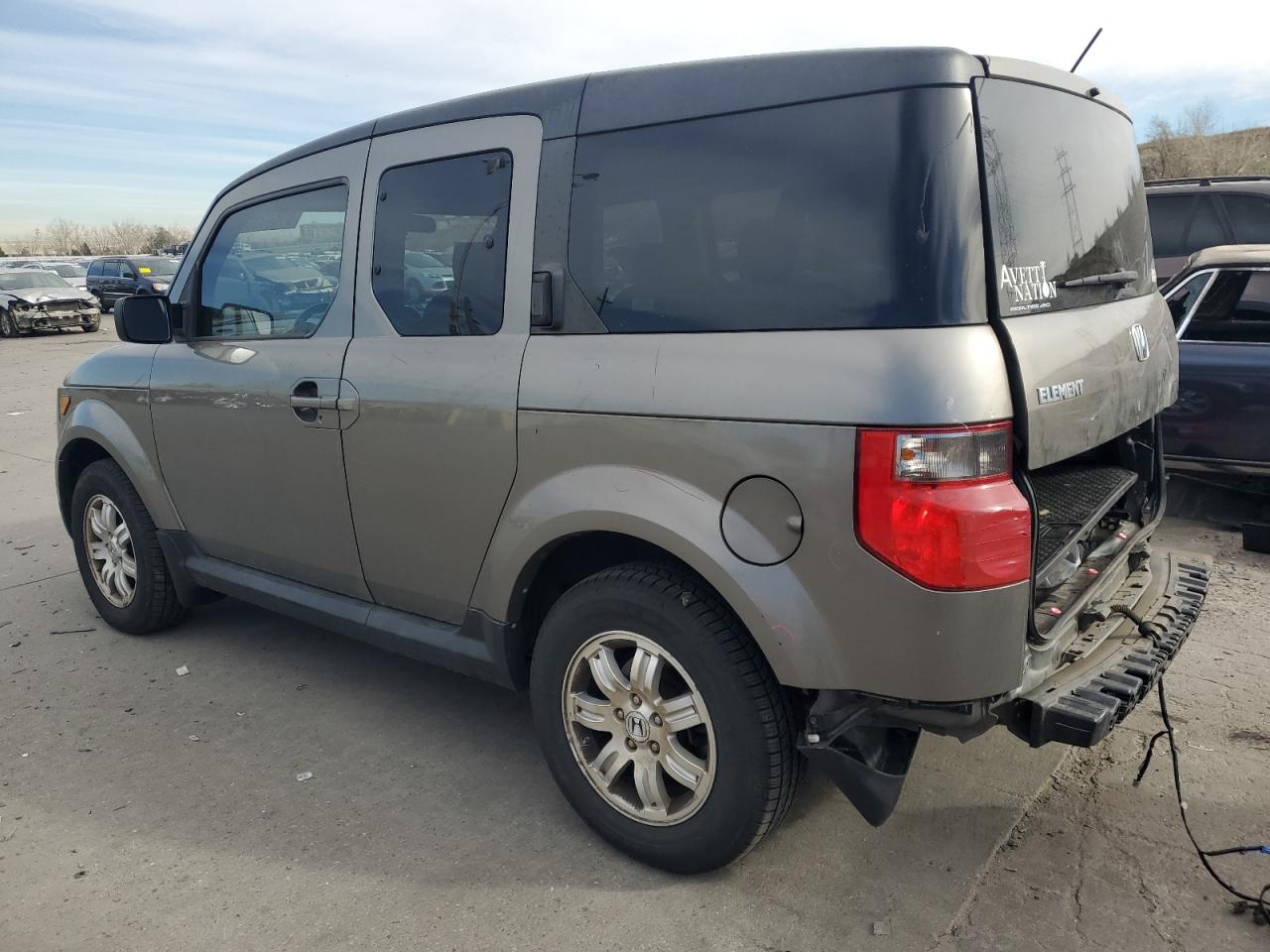2007 Honda Element - Image 2