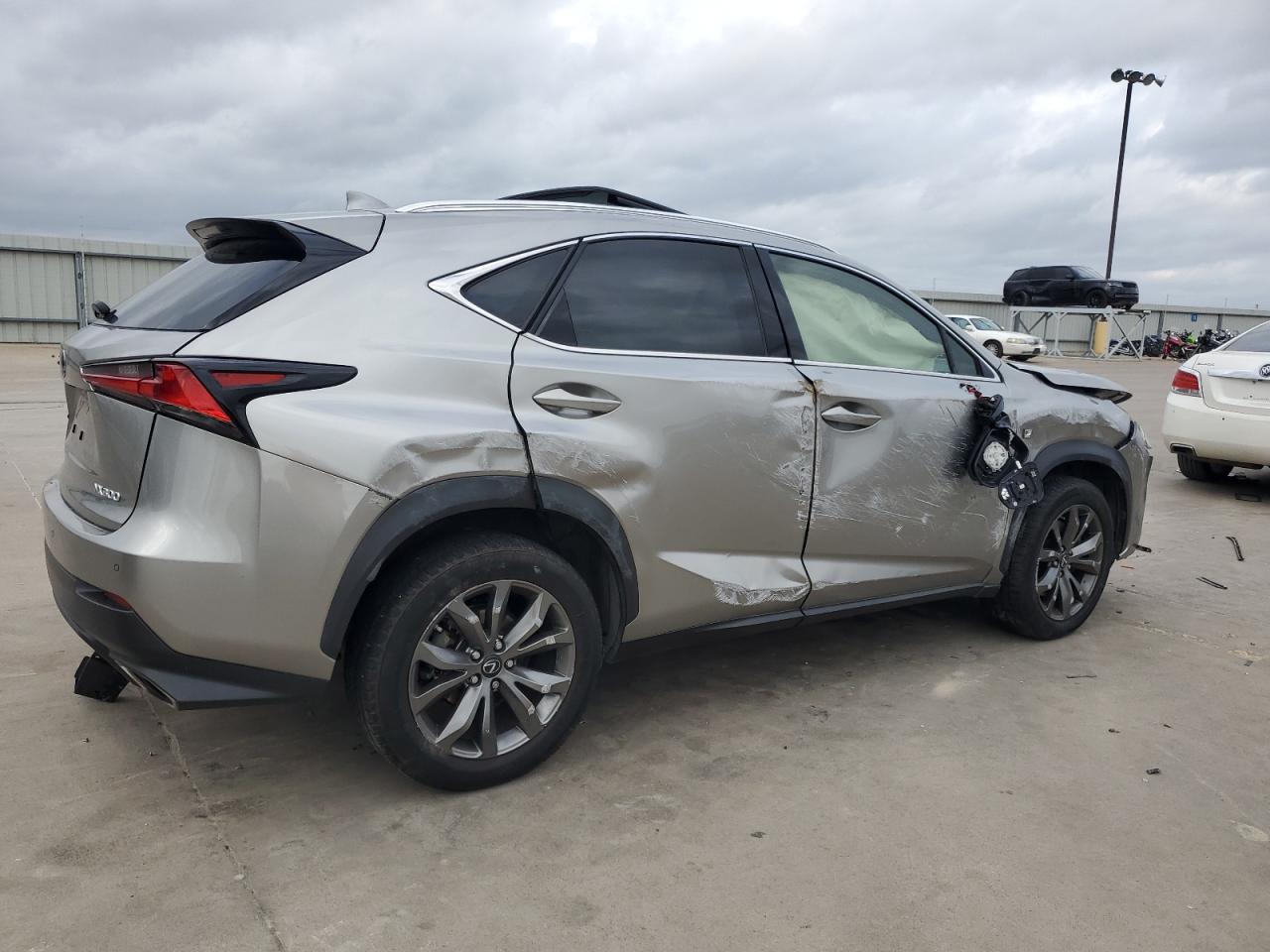 VIN JTJYARBZ8J2105842 2018 LEXUS NX no.3