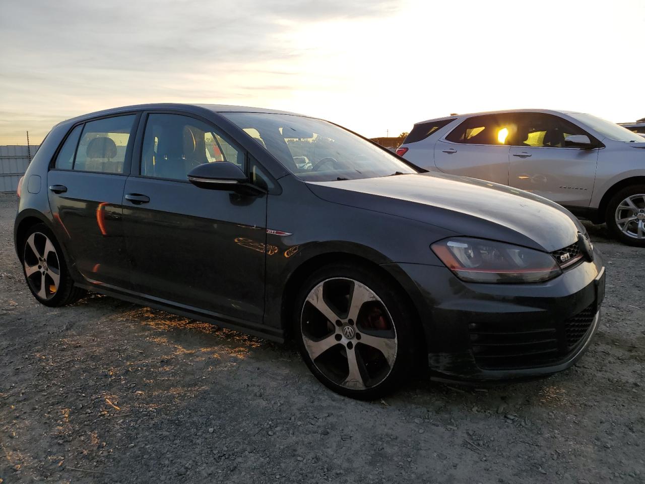 2015 Volkswagen GTI - Image 4