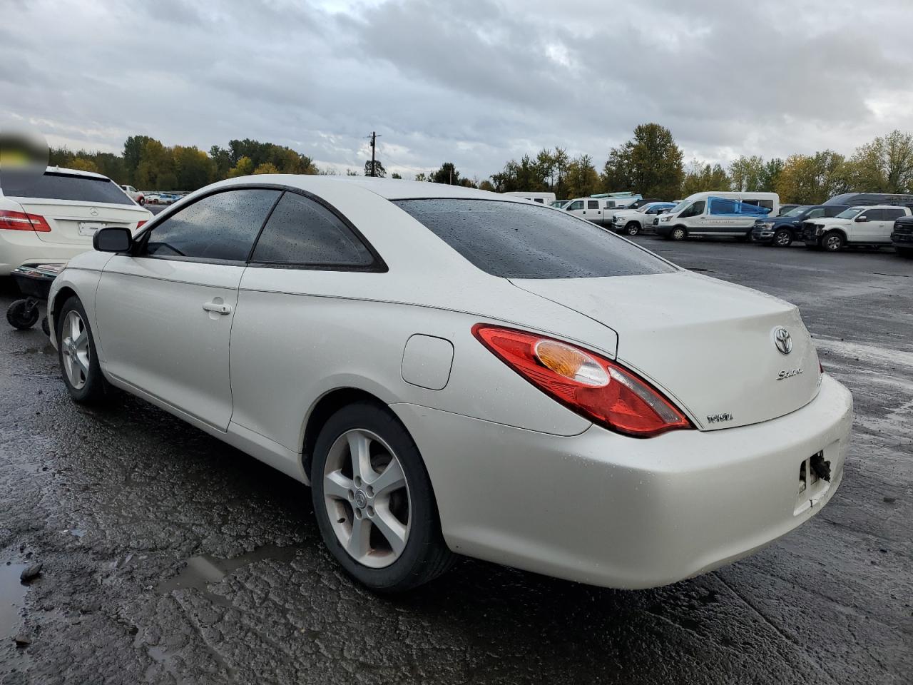 2004 Toyota Camry Solara - Image 2