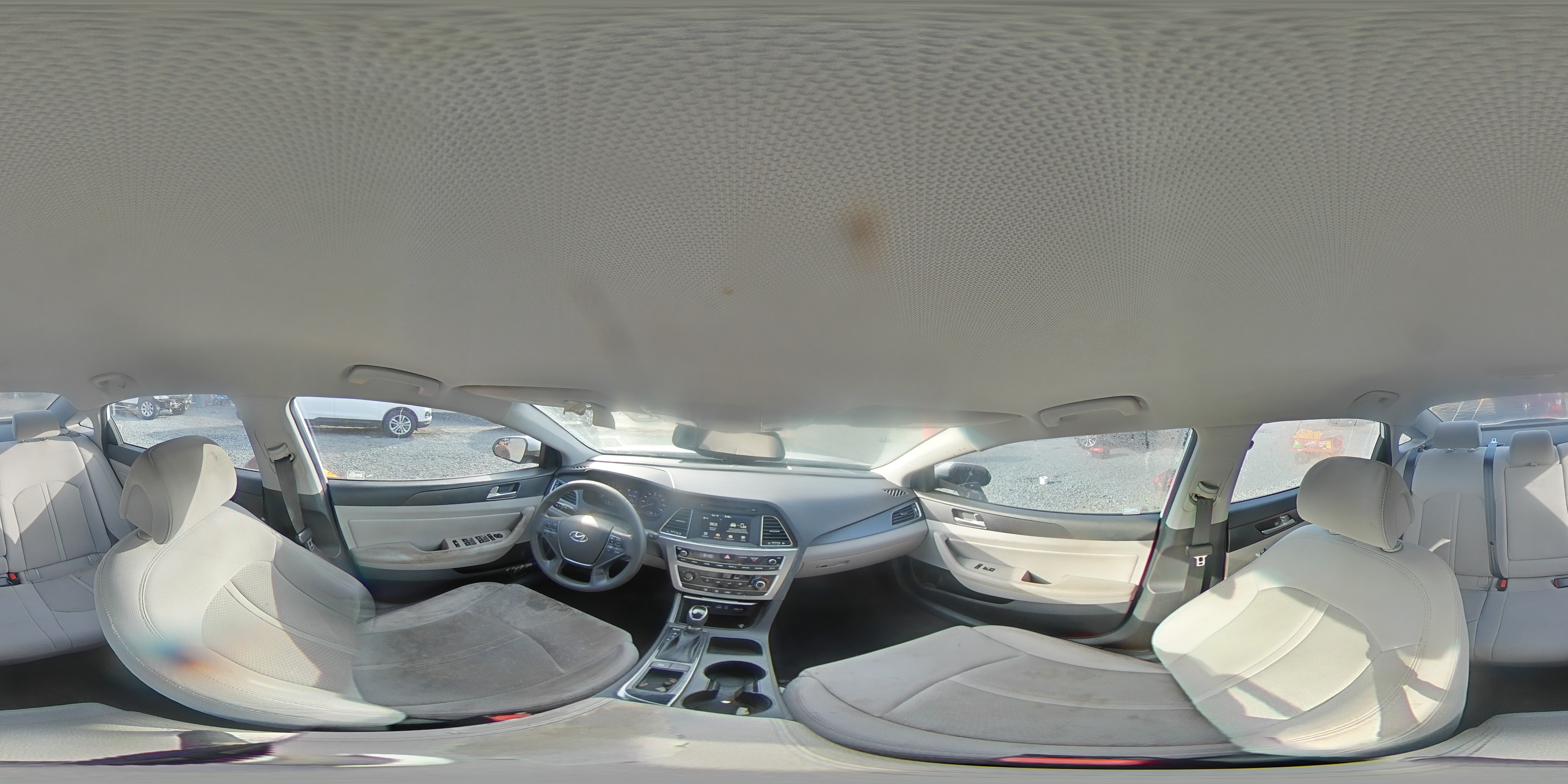 2017 Hyundai Sonata - Image 13