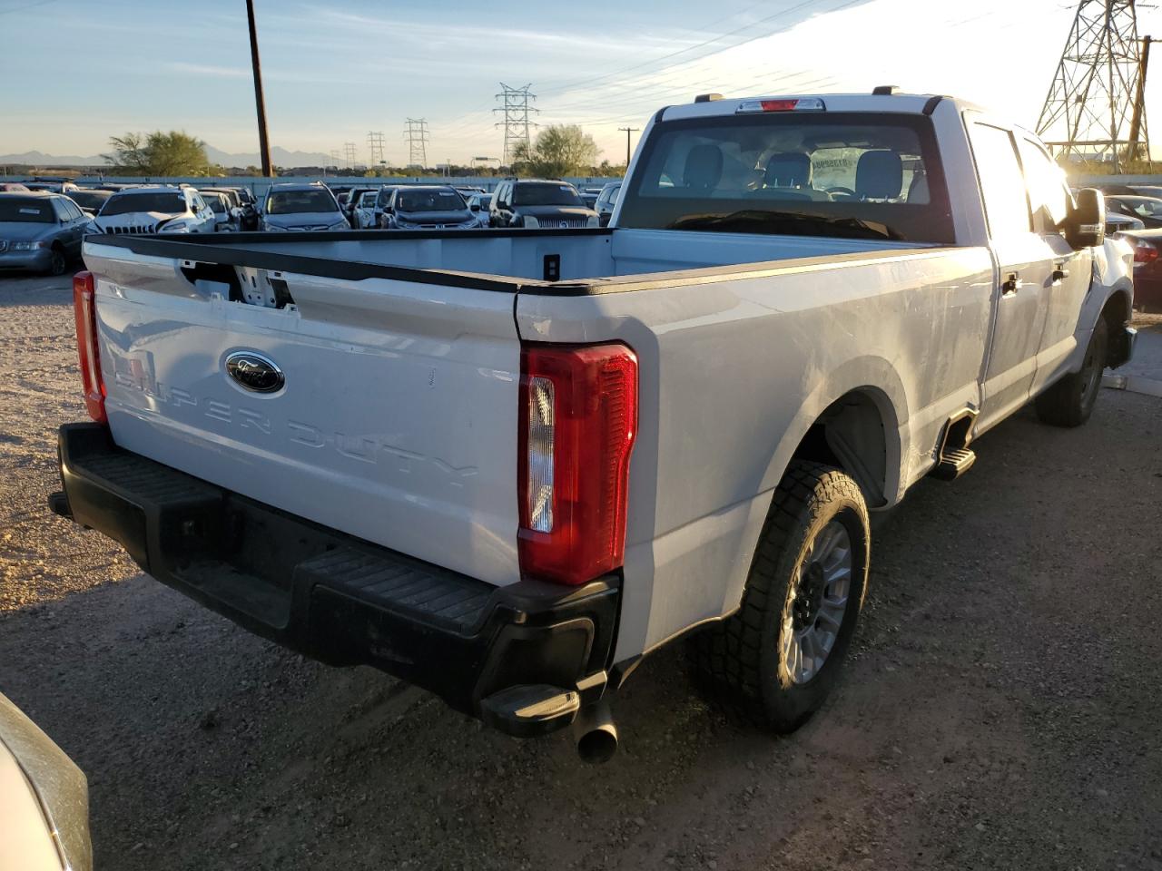2020 Ford F250 - Image 3