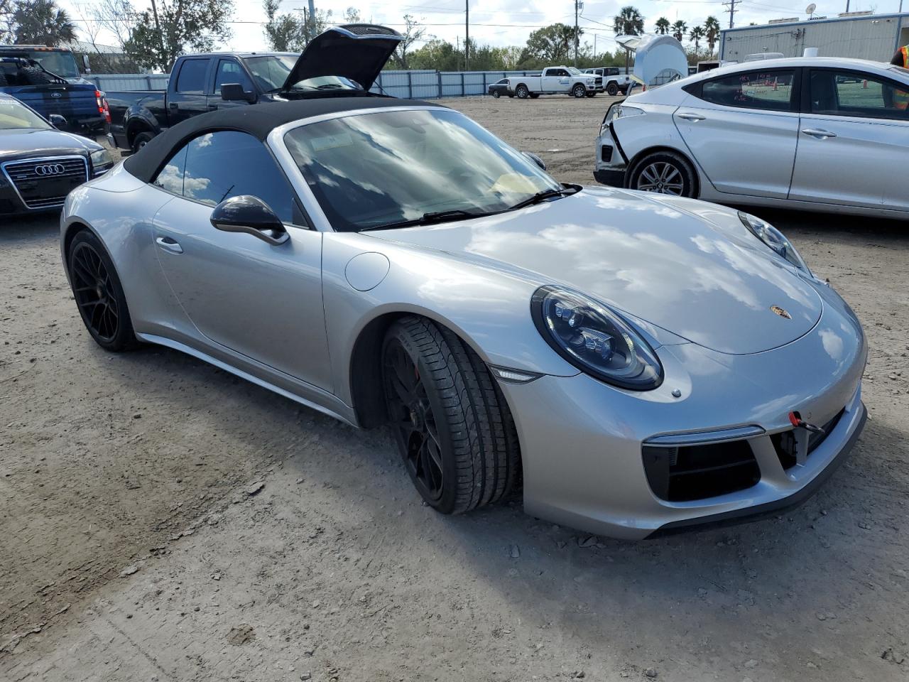 2017 Porsche 911 - Image 4