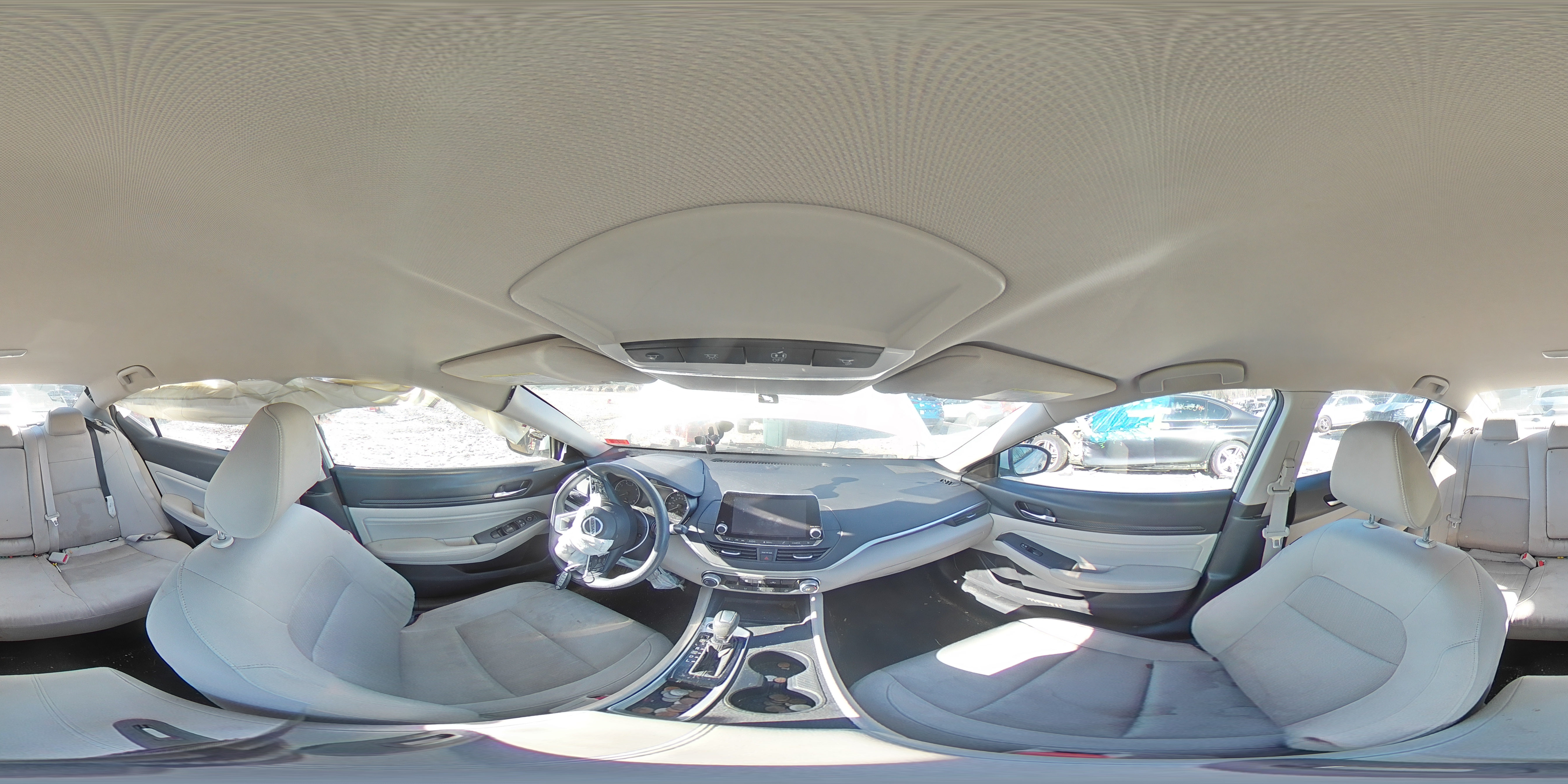 2019 Nissan Altima - Image 13