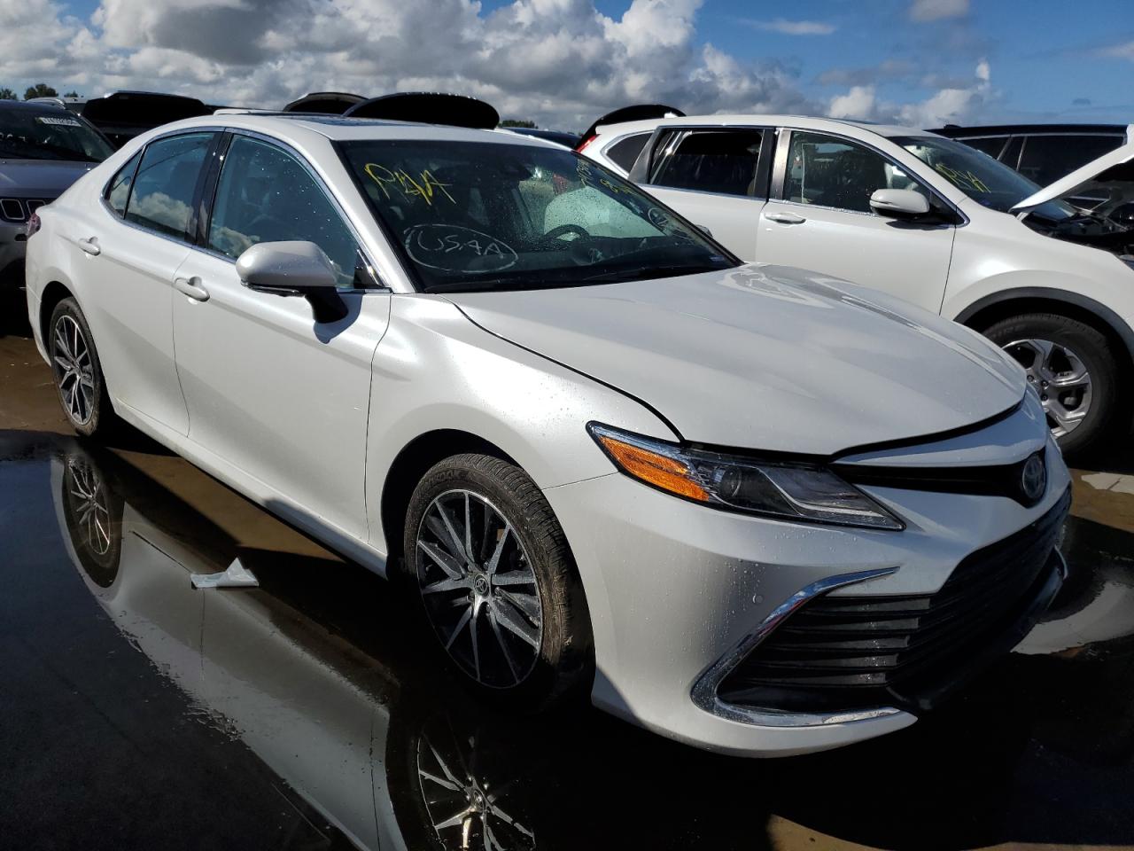 2023 Toyota Camry - Image 4