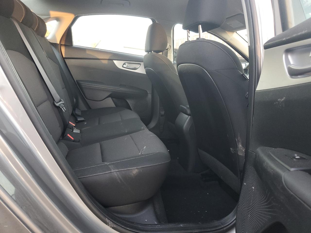 2023 Kia Forte - Image 10