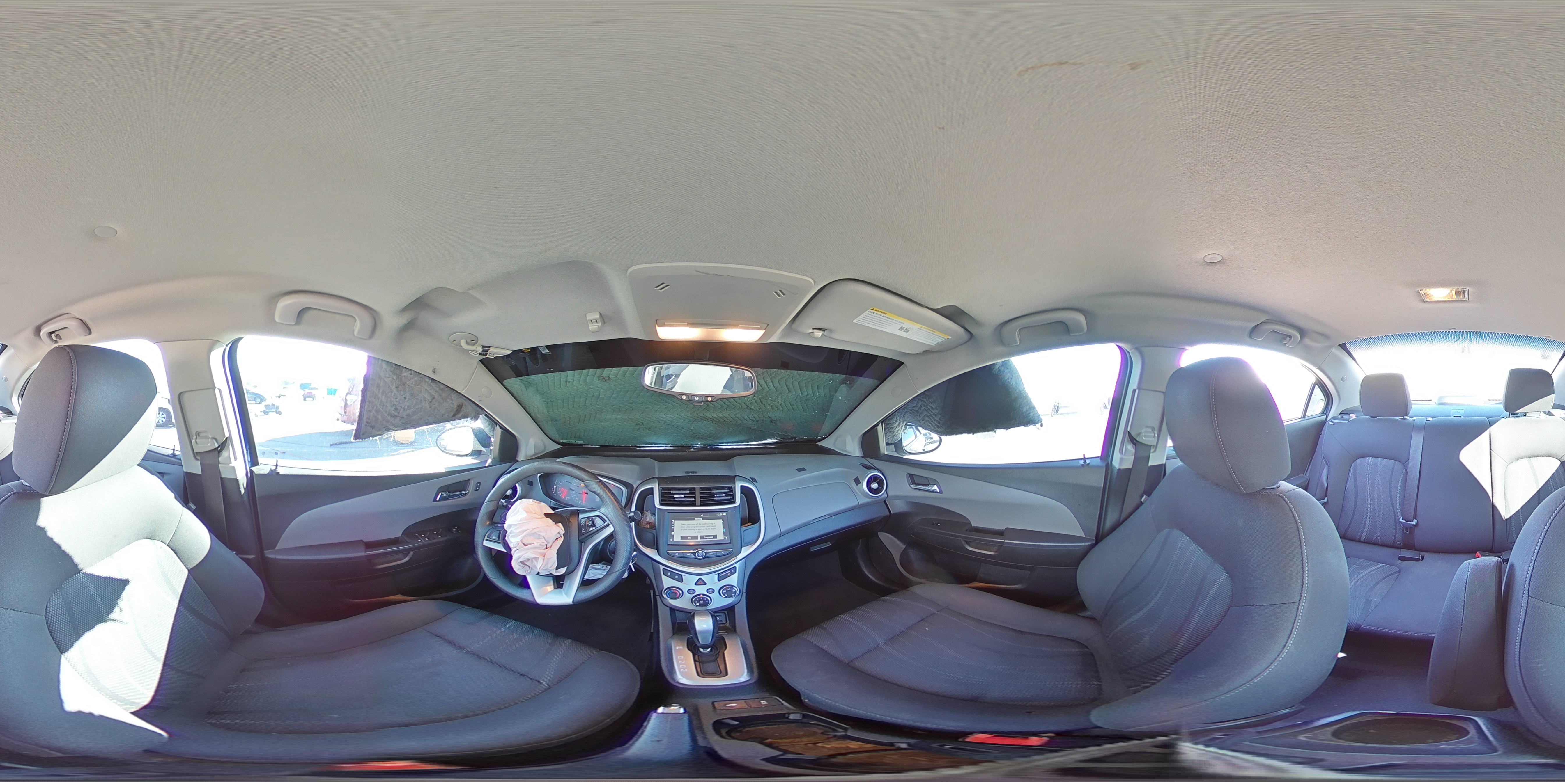 2017 Chevrolet Sonic - Image 13