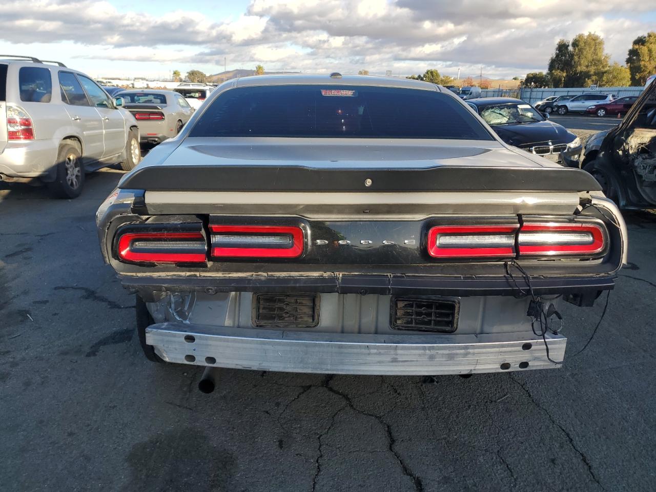 2019 Dodge Challenger - Image 6