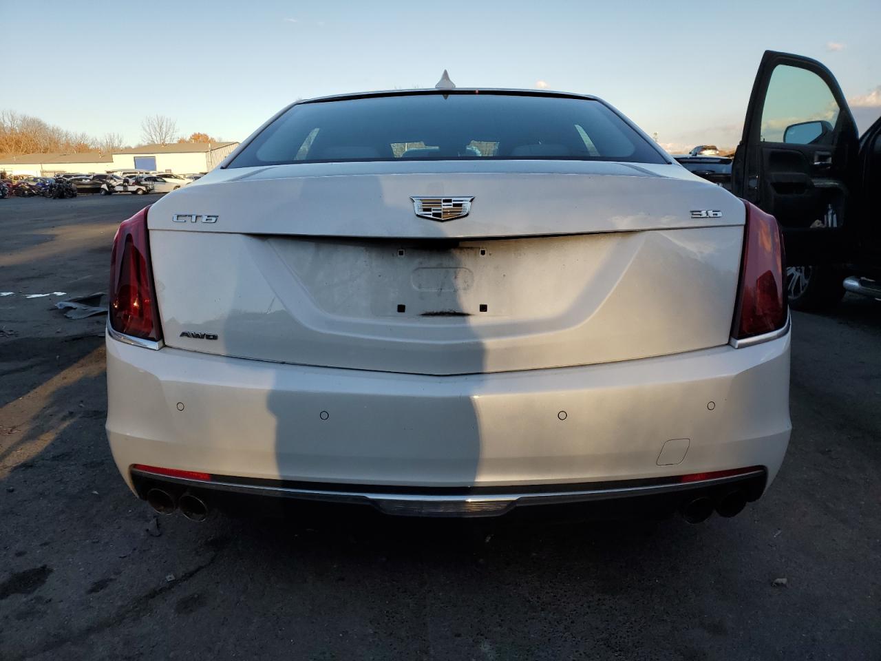 2018 Cadillac Ct6 Luxury VIN: 1G6KD5RS8JU125825 Lot: 80337204