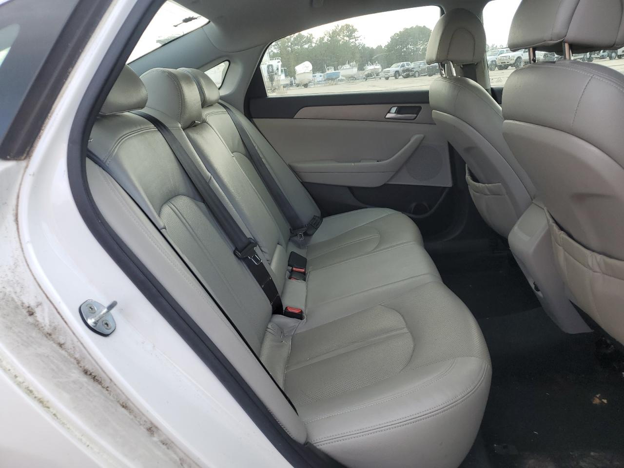 2015 Hyundai Sonata - Image 10