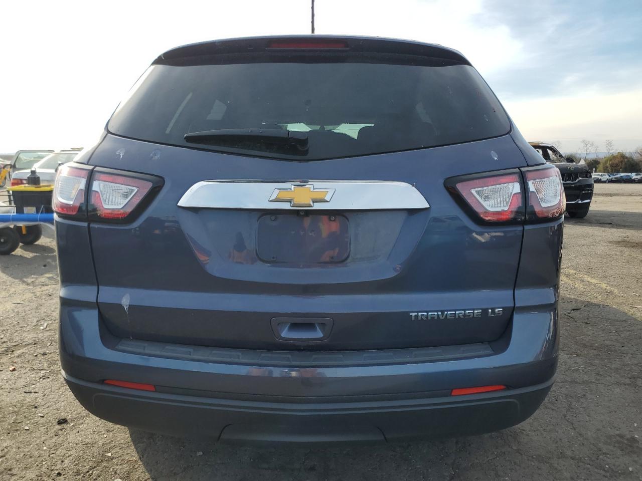 2014 Chevrolet Traverse Ls VIN: 1GNKRFED6EJ151334 Lot: 82016534