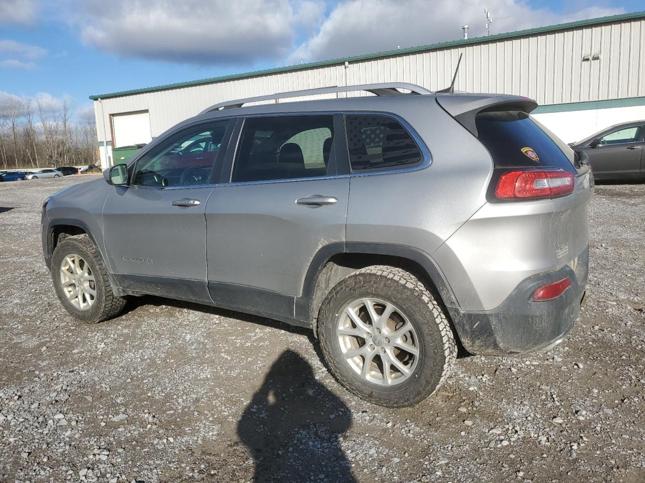 1C4PJMCS3GW267480 2016 JEEP GRAND CHEROKEE - Image 2