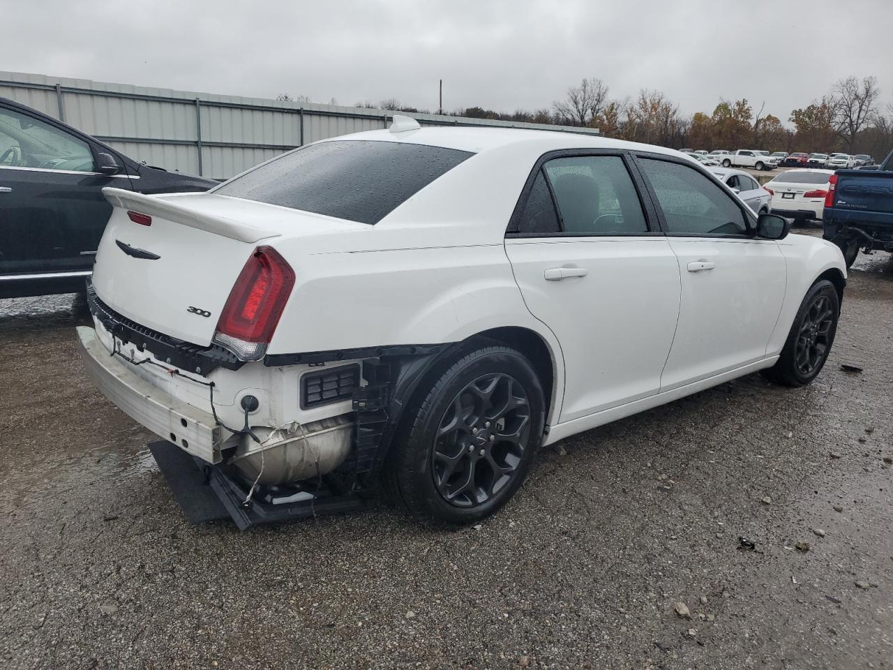 VIN 2C3CCARG9MH554895 2021 CHRYSLER 300 no.3