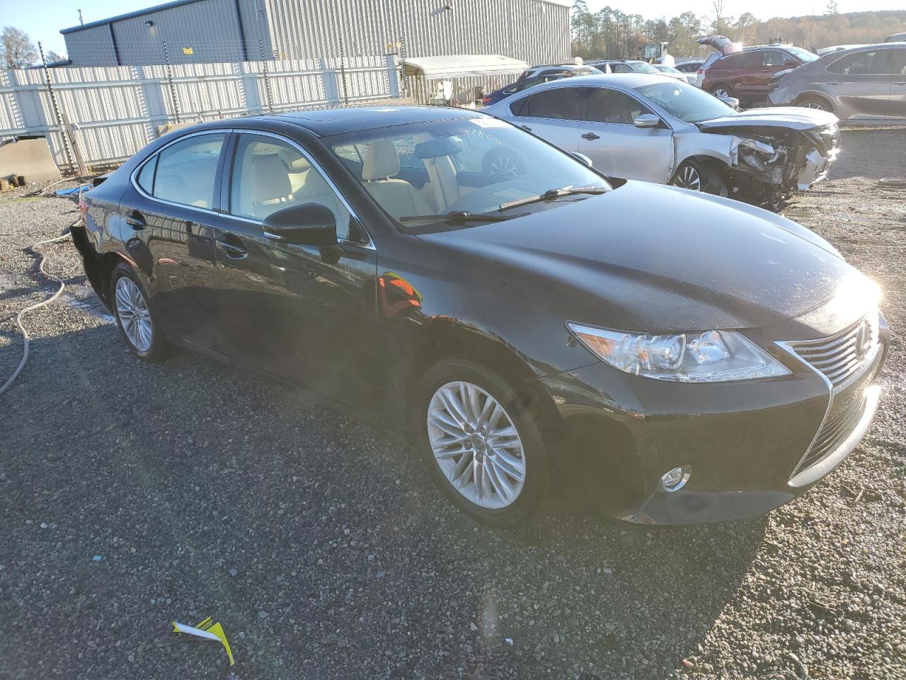 2014 Lexus ES - Image 4