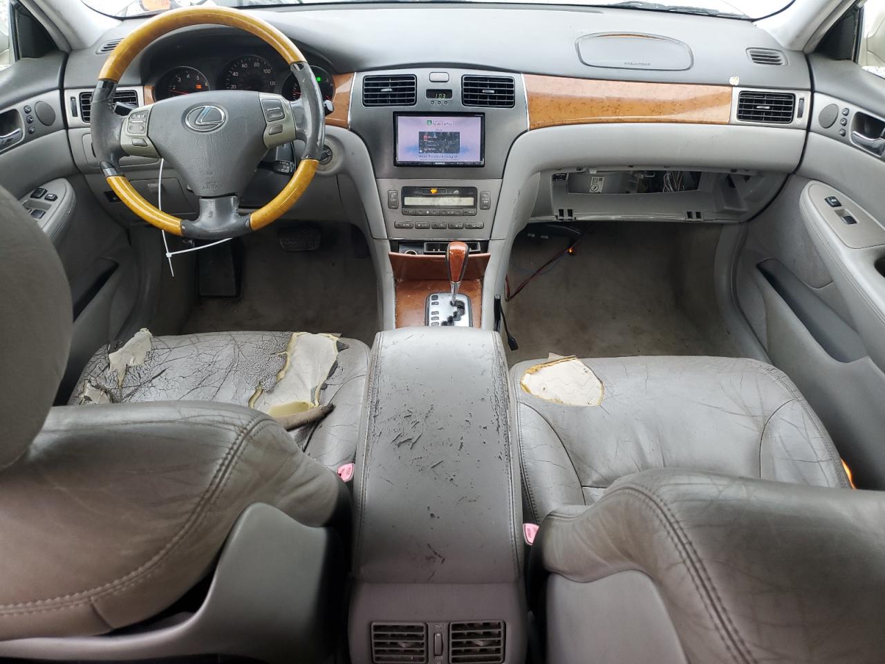 2005 Lexus ES - Image 8