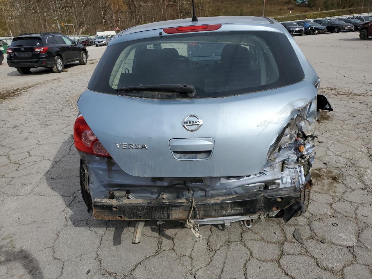 2011 Nissan Versa - Image 6