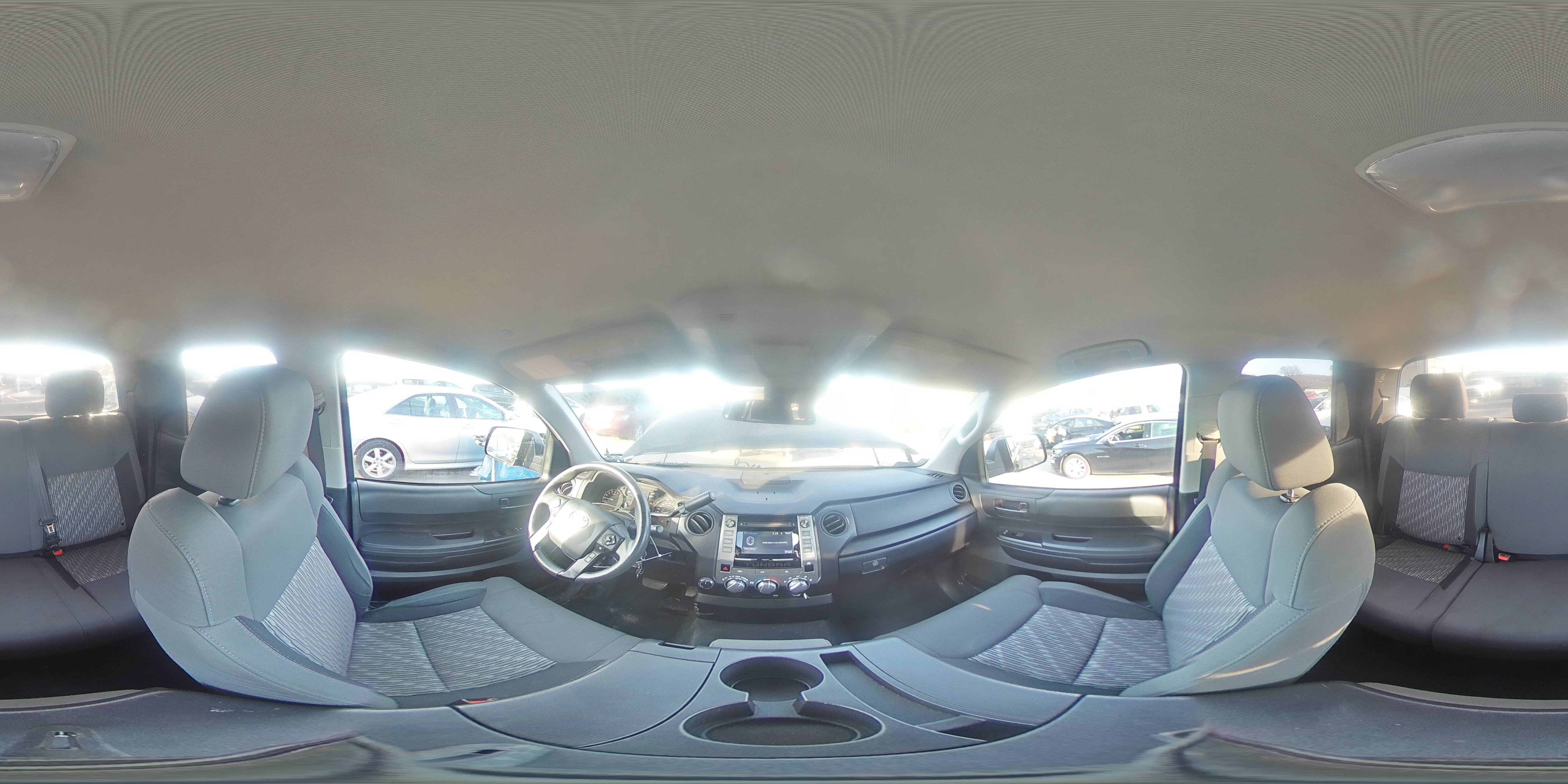 2019 Toyota Tundra - Image 13