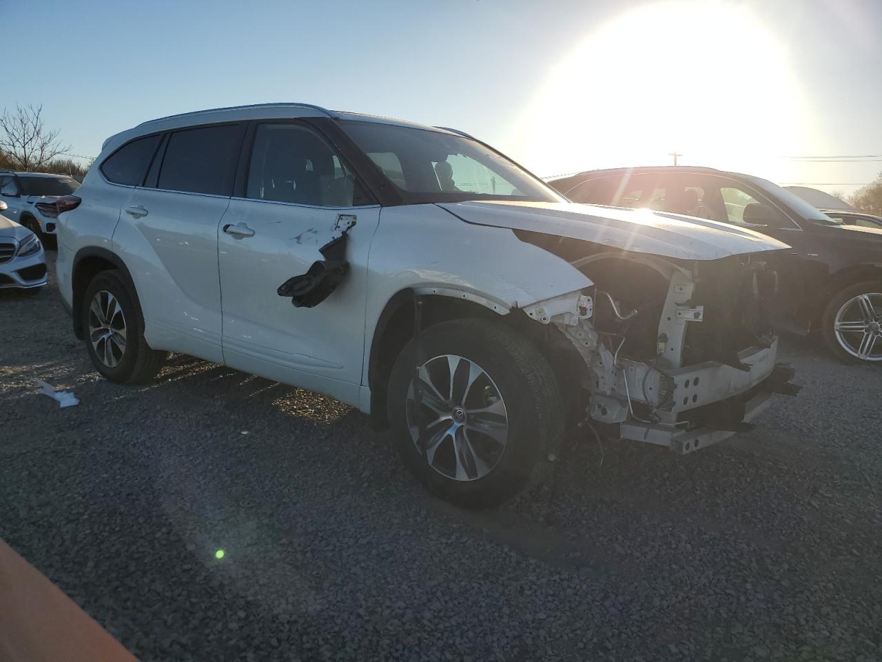 2021 Toyota Highlander - Image 4